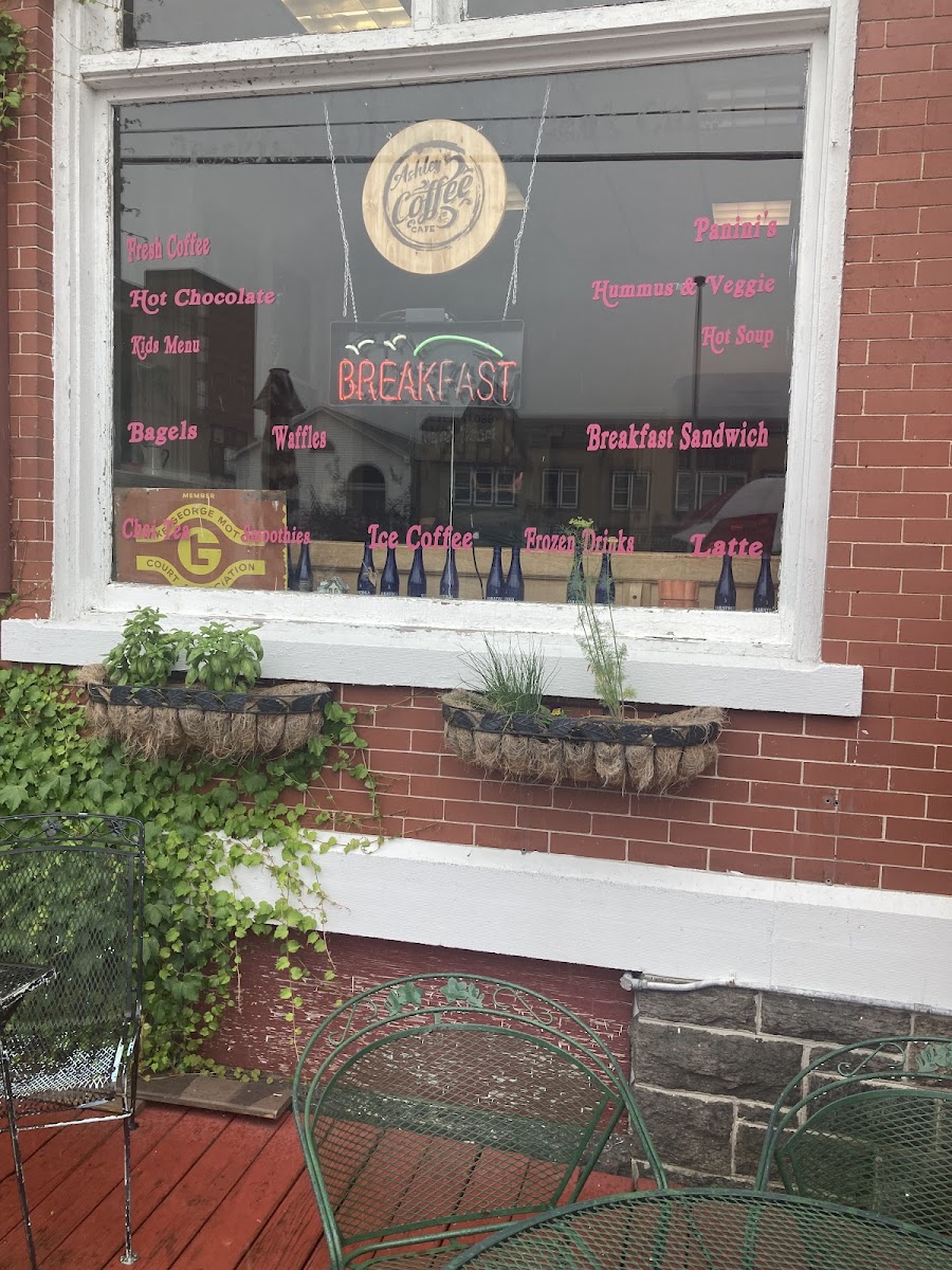 Ashley's Coffee Cafe( Formerly Bank Cafe)